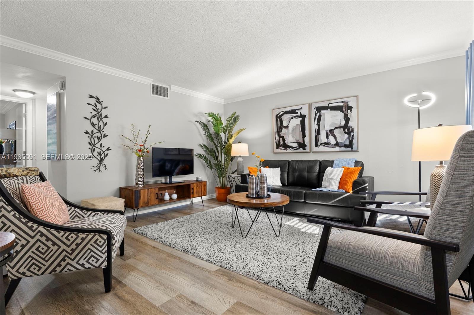 1125 NE 16th Pl #209