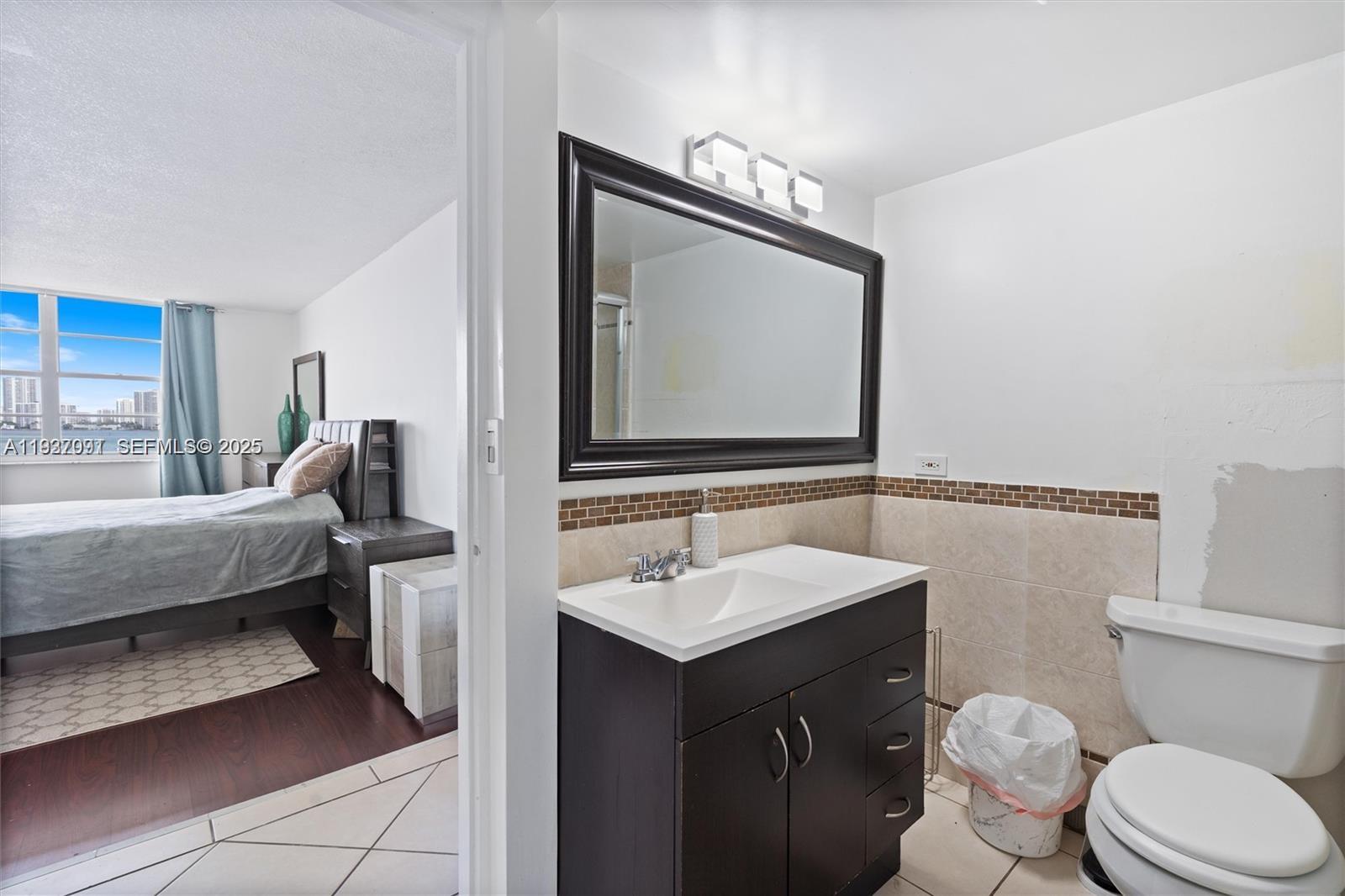 image Winston Towers 20012