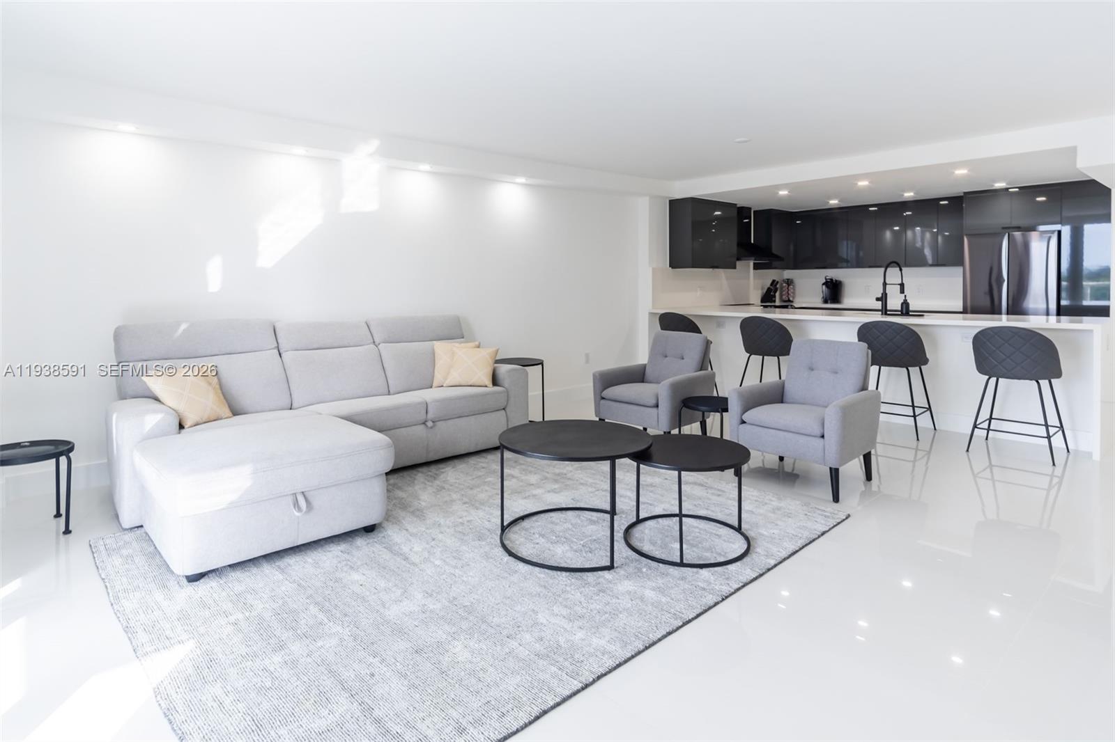 5701 Collins Ave #601 Miami Beach, FL 33140