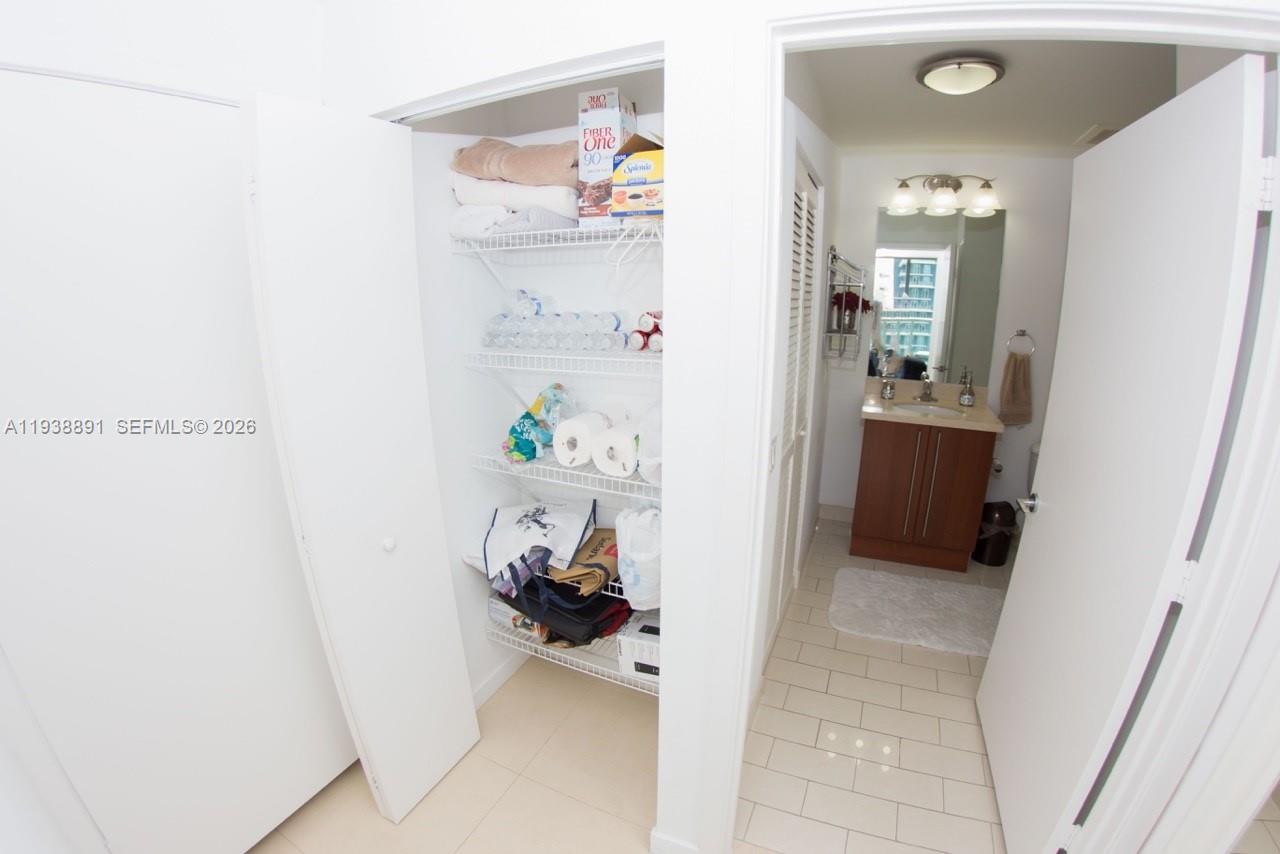 image Axis on Brickell South12