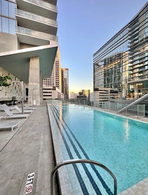 68 SE 6th St #2507 Miami, FL 33131