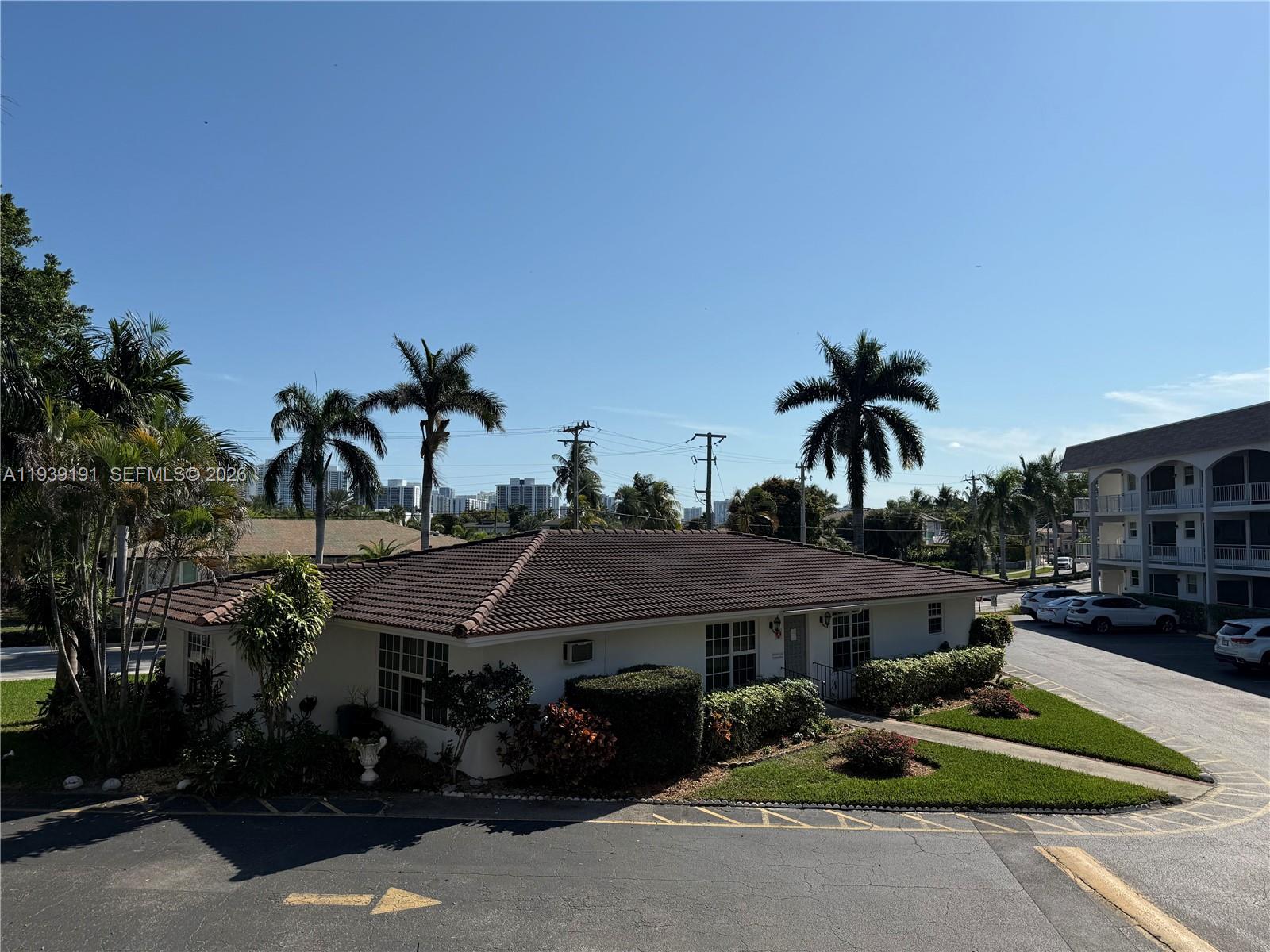 581 Blue Heron Dr #318-B