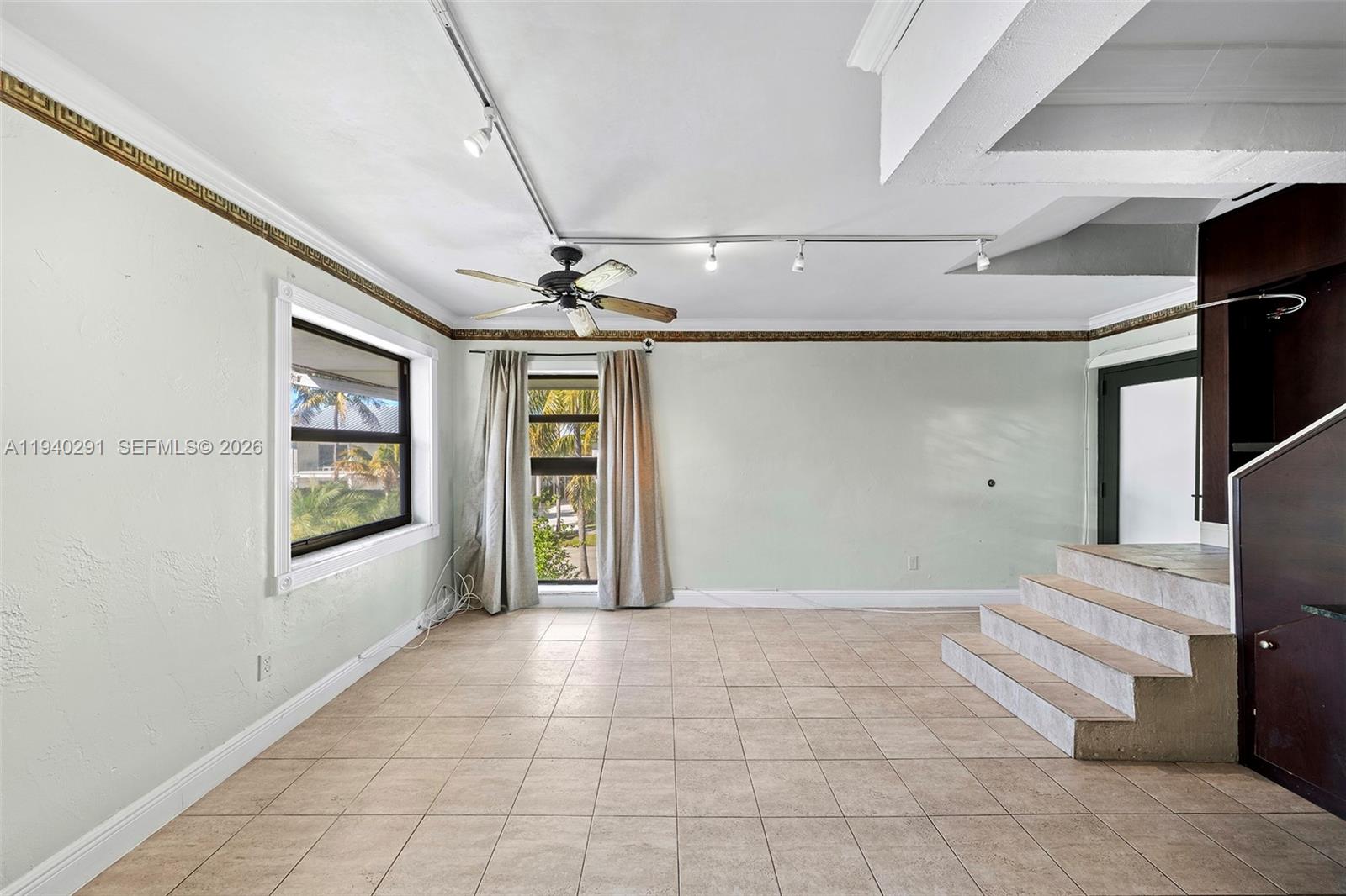 230 Sunrise Dr #5 Key Biscayne, FL 33149