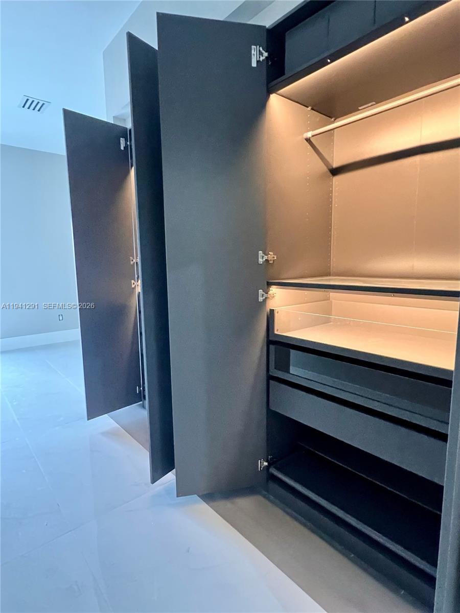 3140 Carter St #3140 Miami, FL 33133