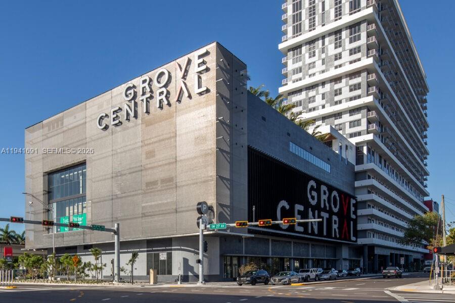 3015 SW 24th Ter Miami, FL 33145