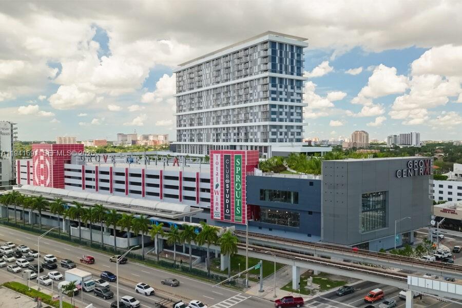 3015 SW 24th Ter Miami, FL 33145