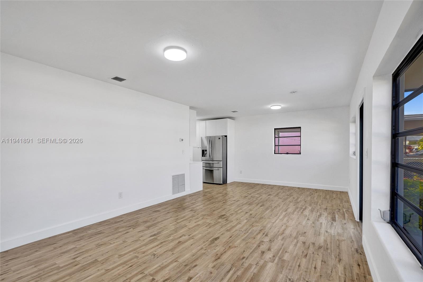 4631 E 8th Ct Hialeah, FL 33013