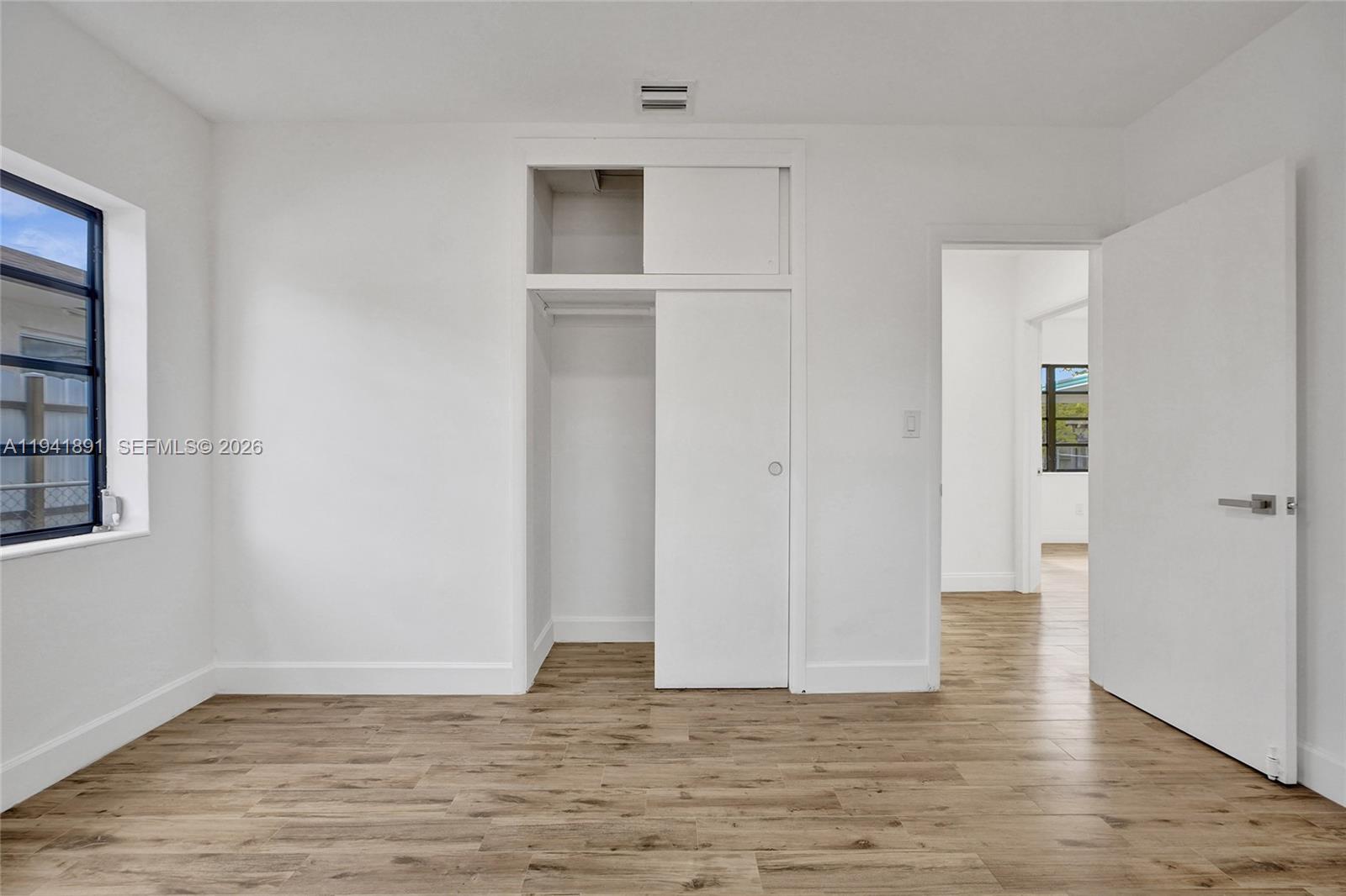 4631 E 8th Ct Hialeah, FL 33013