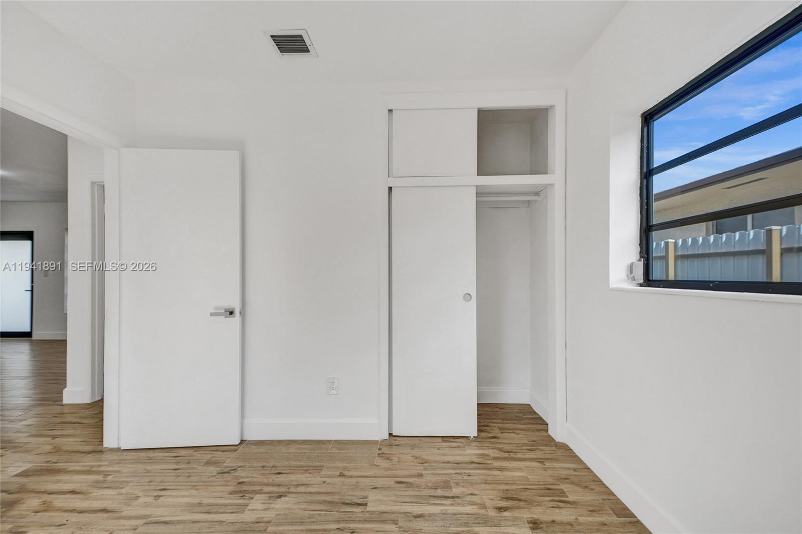 4631 E 8th Ct Hialeah, FL 33013