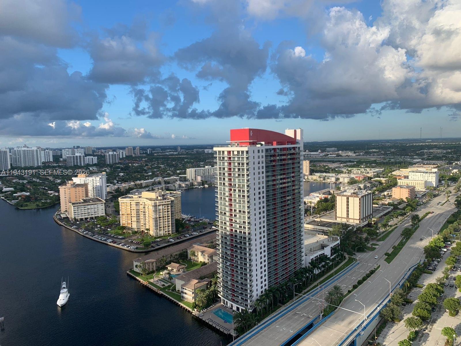 4010 S Ocean Dr #R3004