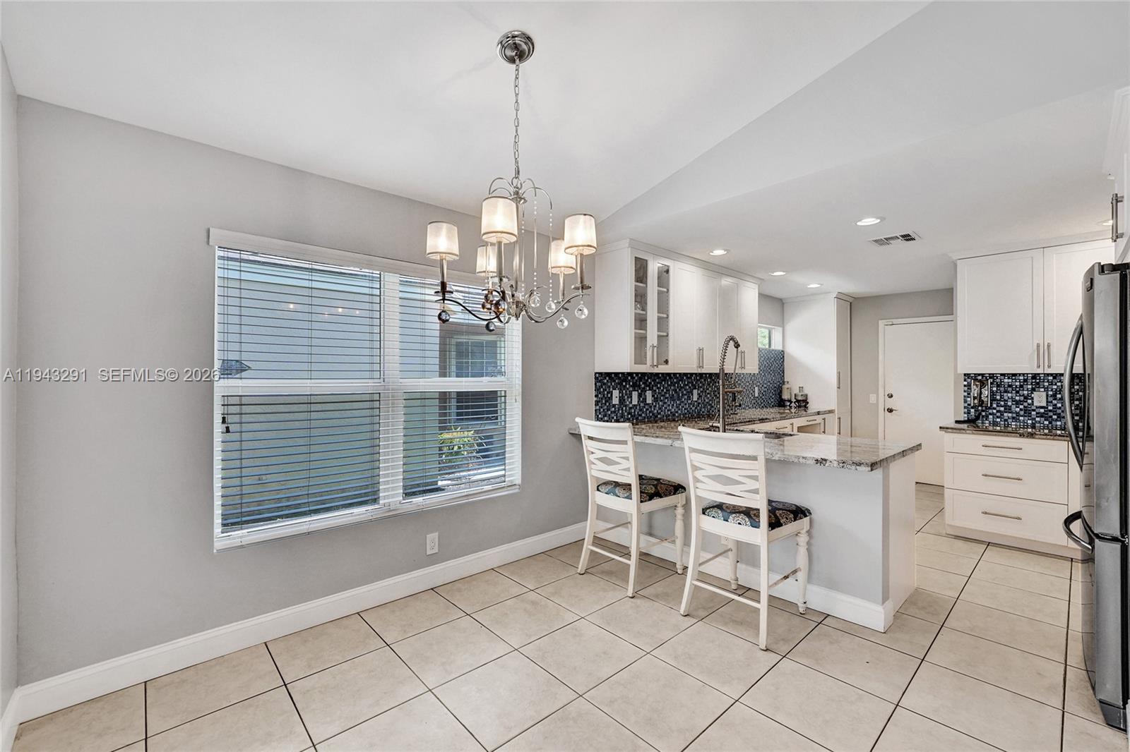 2702 Arborwood Rd Davie, FL 33328