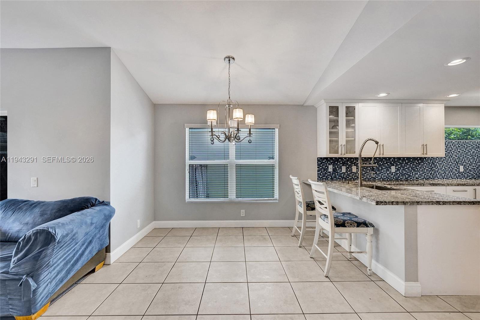 2702 Arborwood Rd Davie, FL 33328