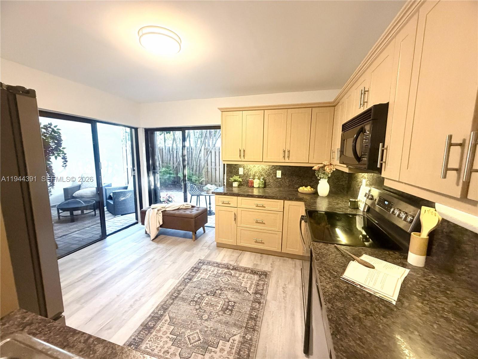 311 City Vw Dr Fort Lauderdale, FL 33311