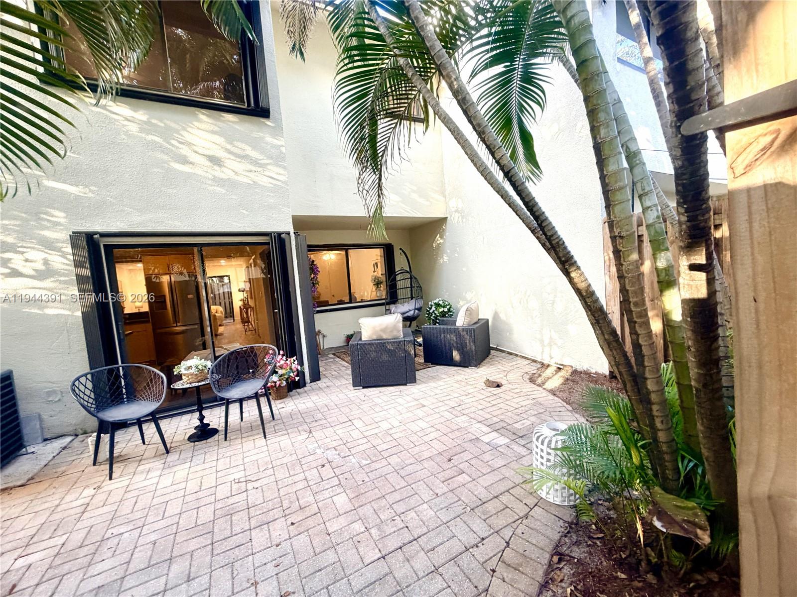 311 City Vw Dr Fort Lauderdale, FL 33311