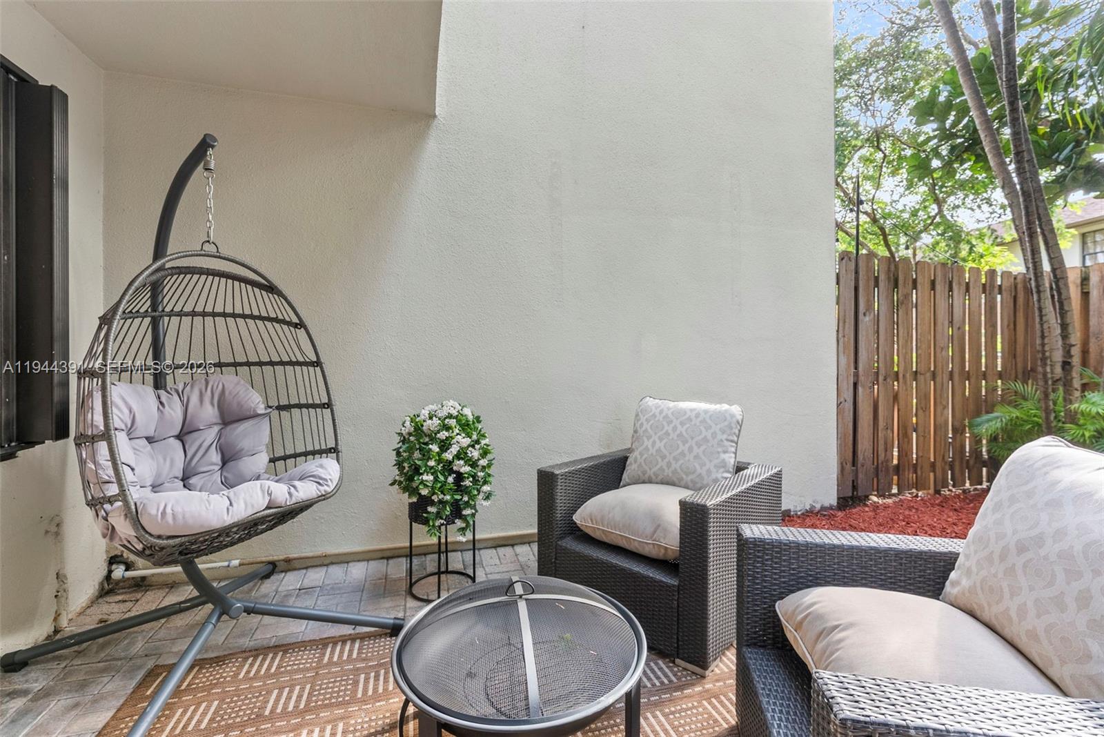 311 City Vw Dr Fort Lauderdale, FL 33311