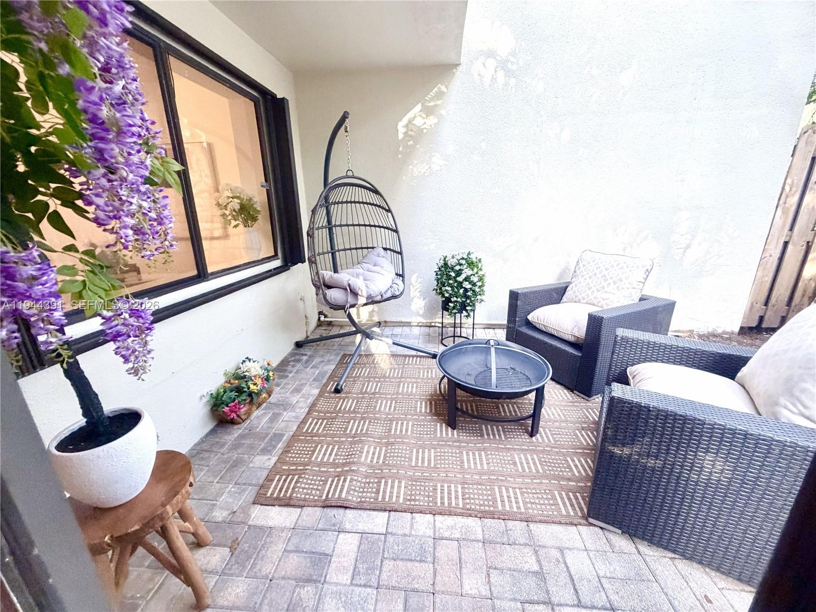 311 City Vw Dr Fort Lauderdale, FL 33311