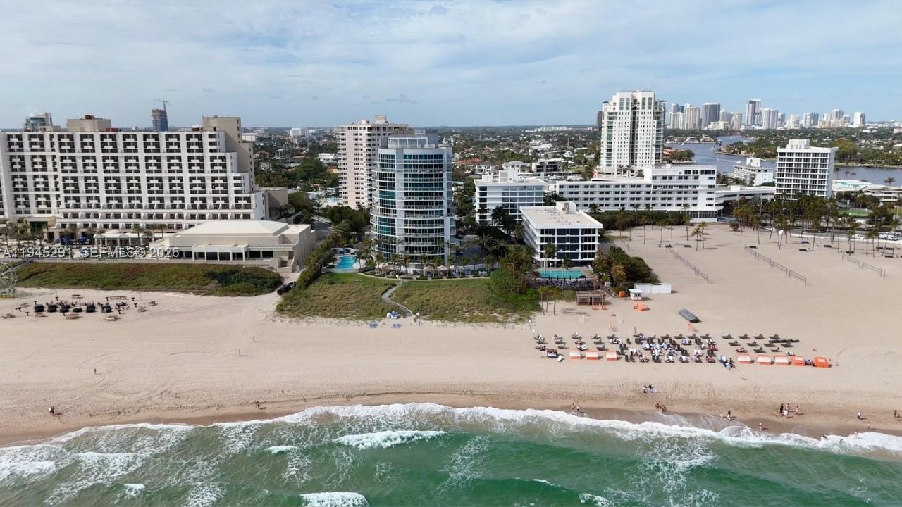 1200 Holiday Dr #308 Fort Lauderdale, FL 33316