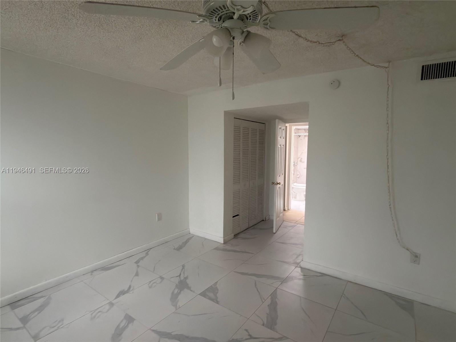 2000 Biarritz Dr #202 Miami Beach, FL 33141