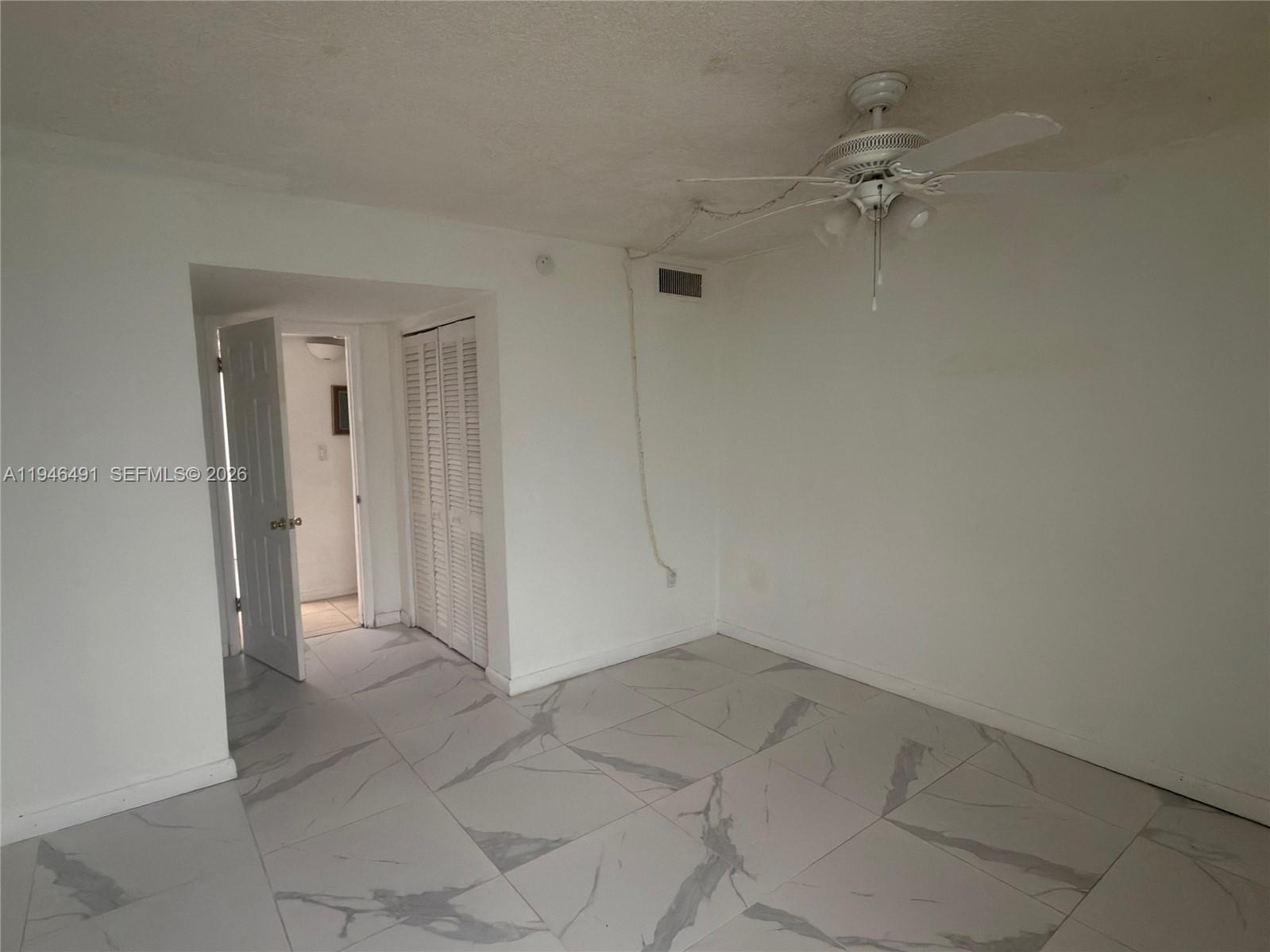 2000 Biarritz Dr #202 Miami Beach, FL 33141