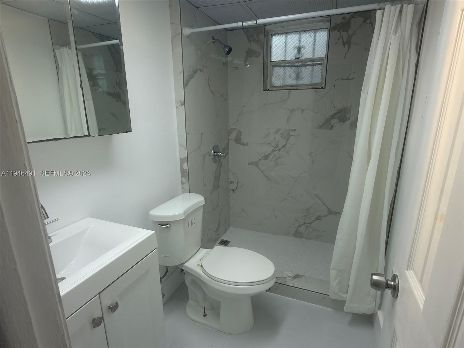 2000 Biarritz Dr #202 Miami Beach, FL 33141