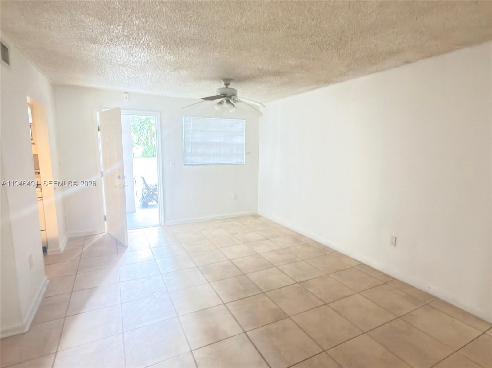 2000 Biarritz Dr #202 Miami Beach, FL 33141