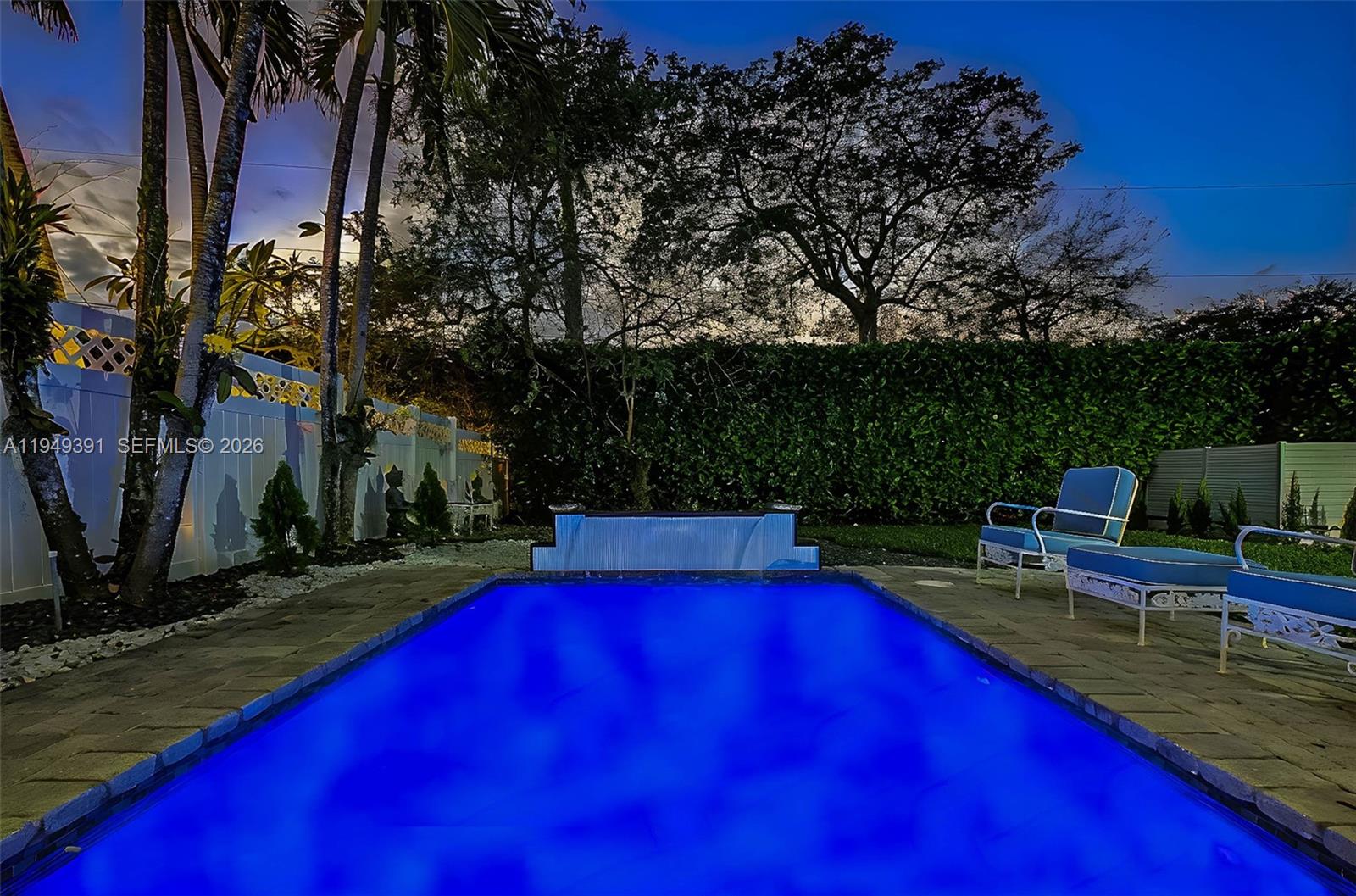 10530 SW 77th Ave #1 Pinecrest, FL 33156