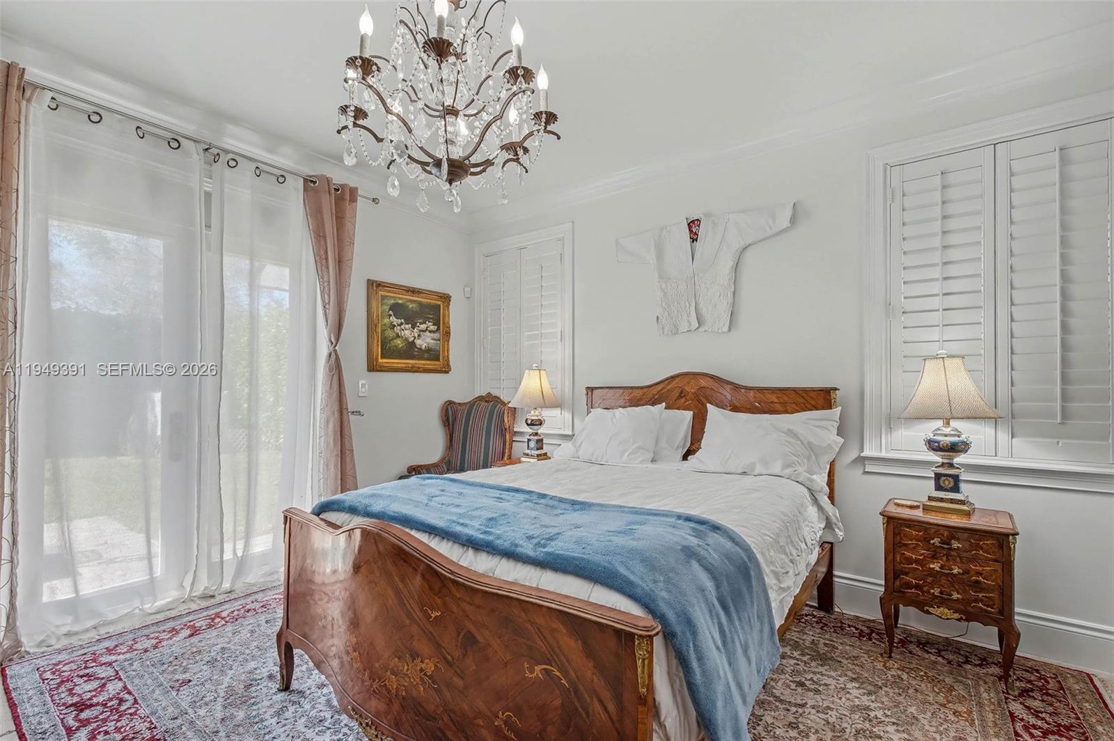 10530 SW 77th Ave #1 Pinecrest, FL 33156