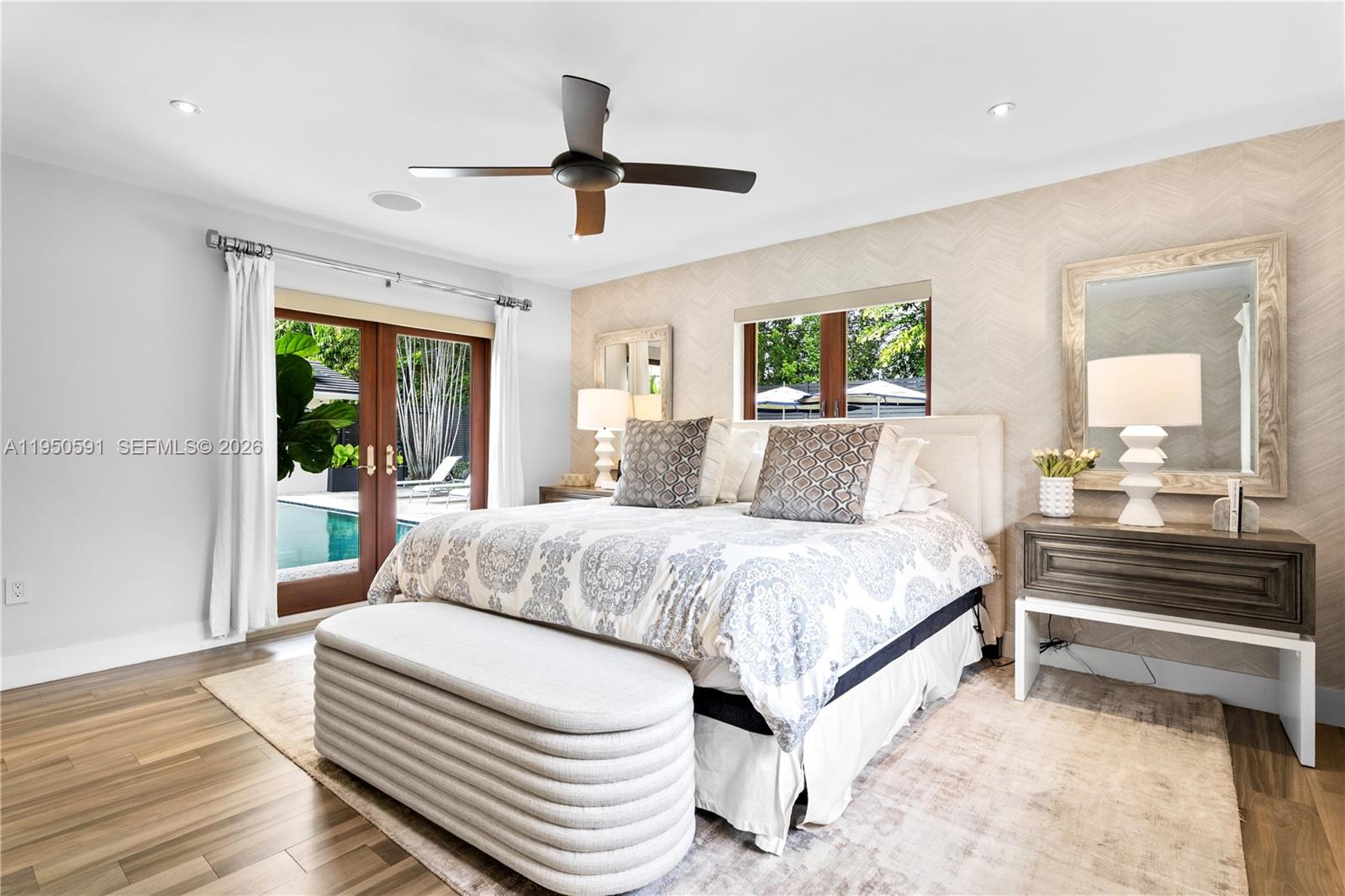 3625 Battersea Rd Miami, FL 33133