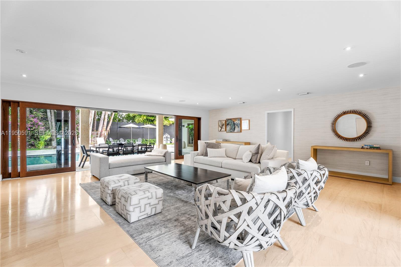 3625 Battersea Rd Miami, FL 33133