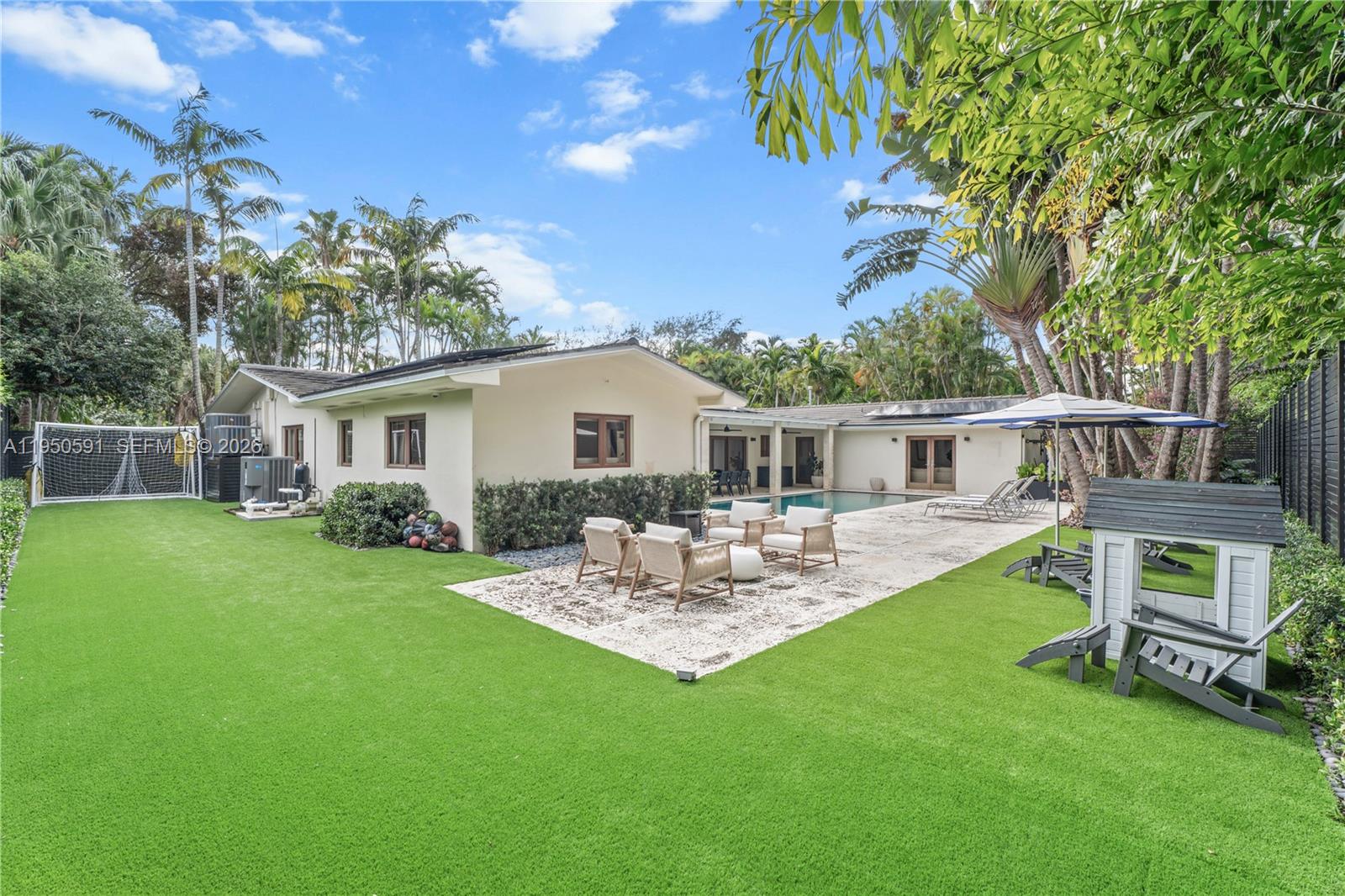 3625 Battersea Rd Miami, FL 33133