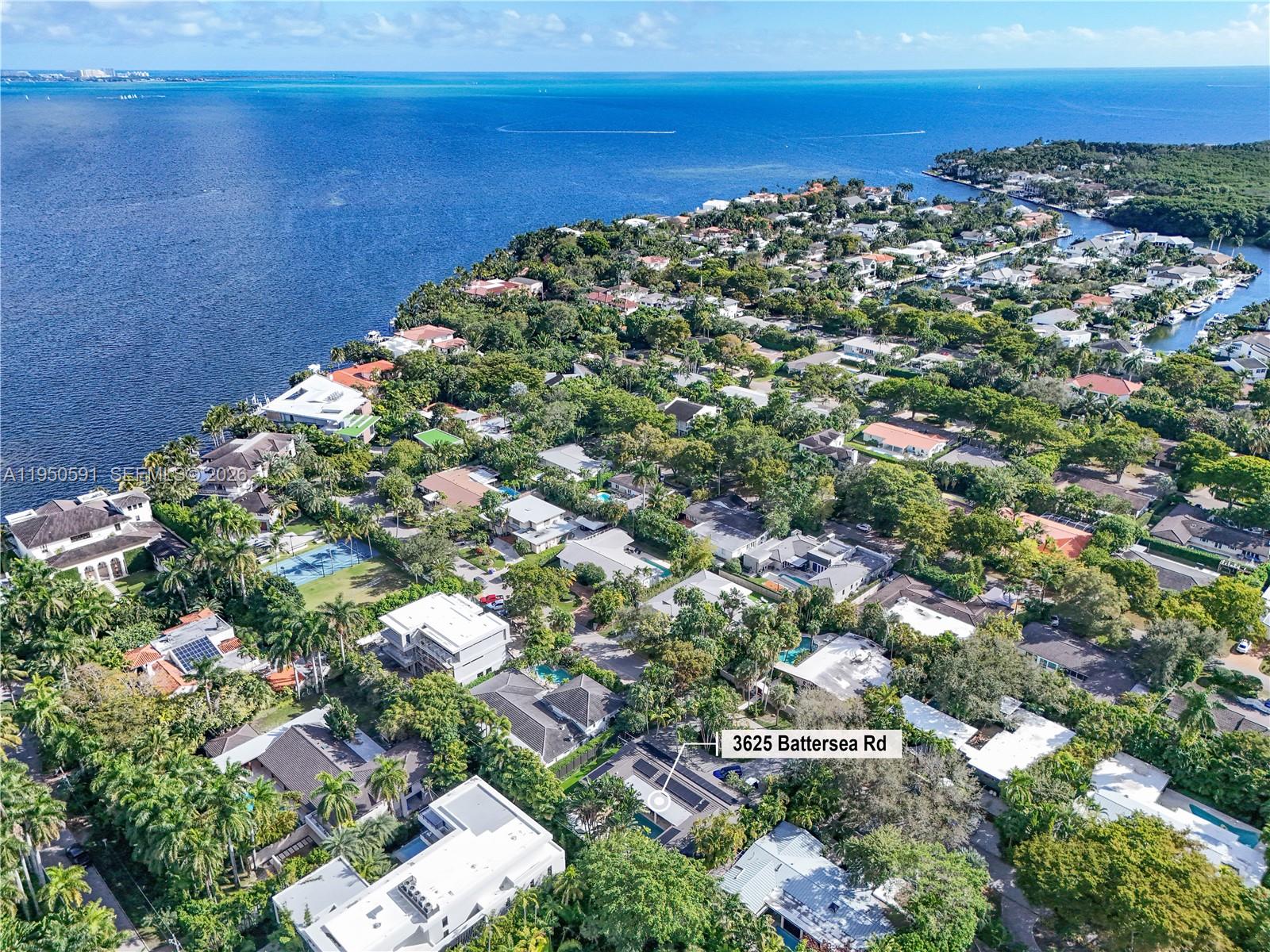 3625 Battersea Rd Miami, FL 33133