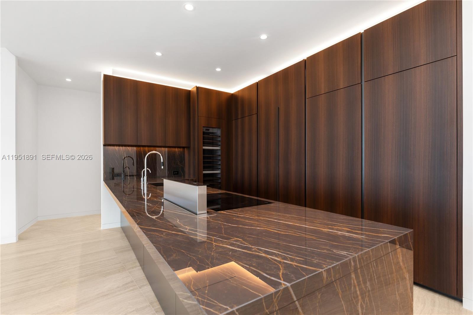 5 Grove Isle Dr #L501 Miami, FL 33133