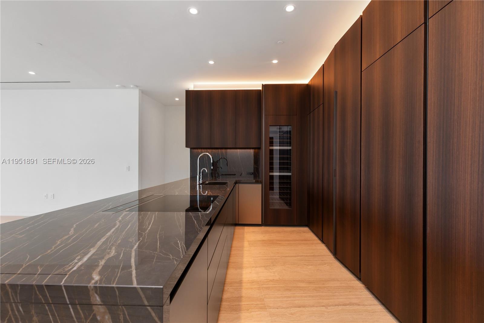 5 Grove Isle Dr #L501 Miami, FL 33133