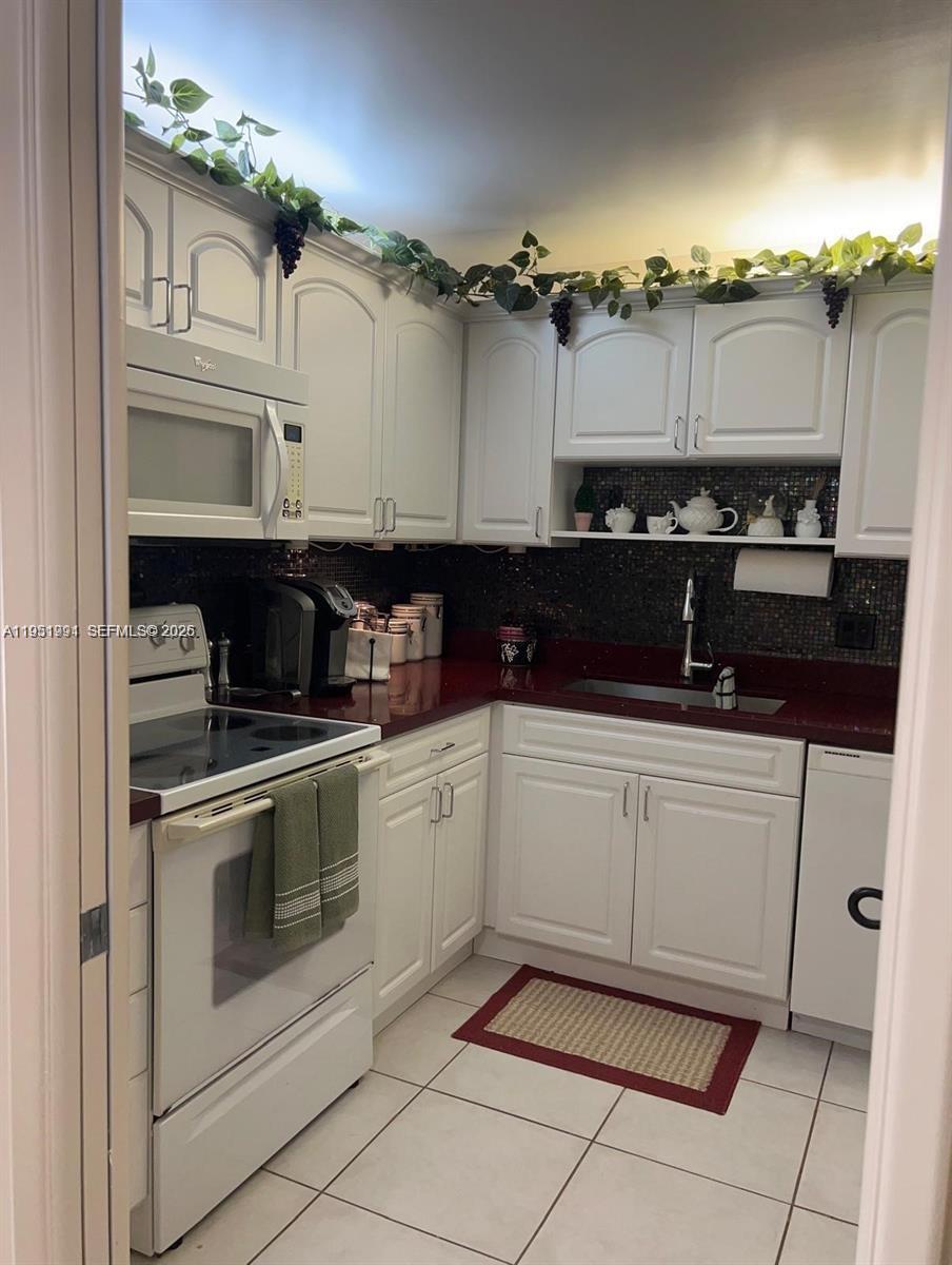 821 Cypress Blvd #312 Pompano Beach, FL 33069