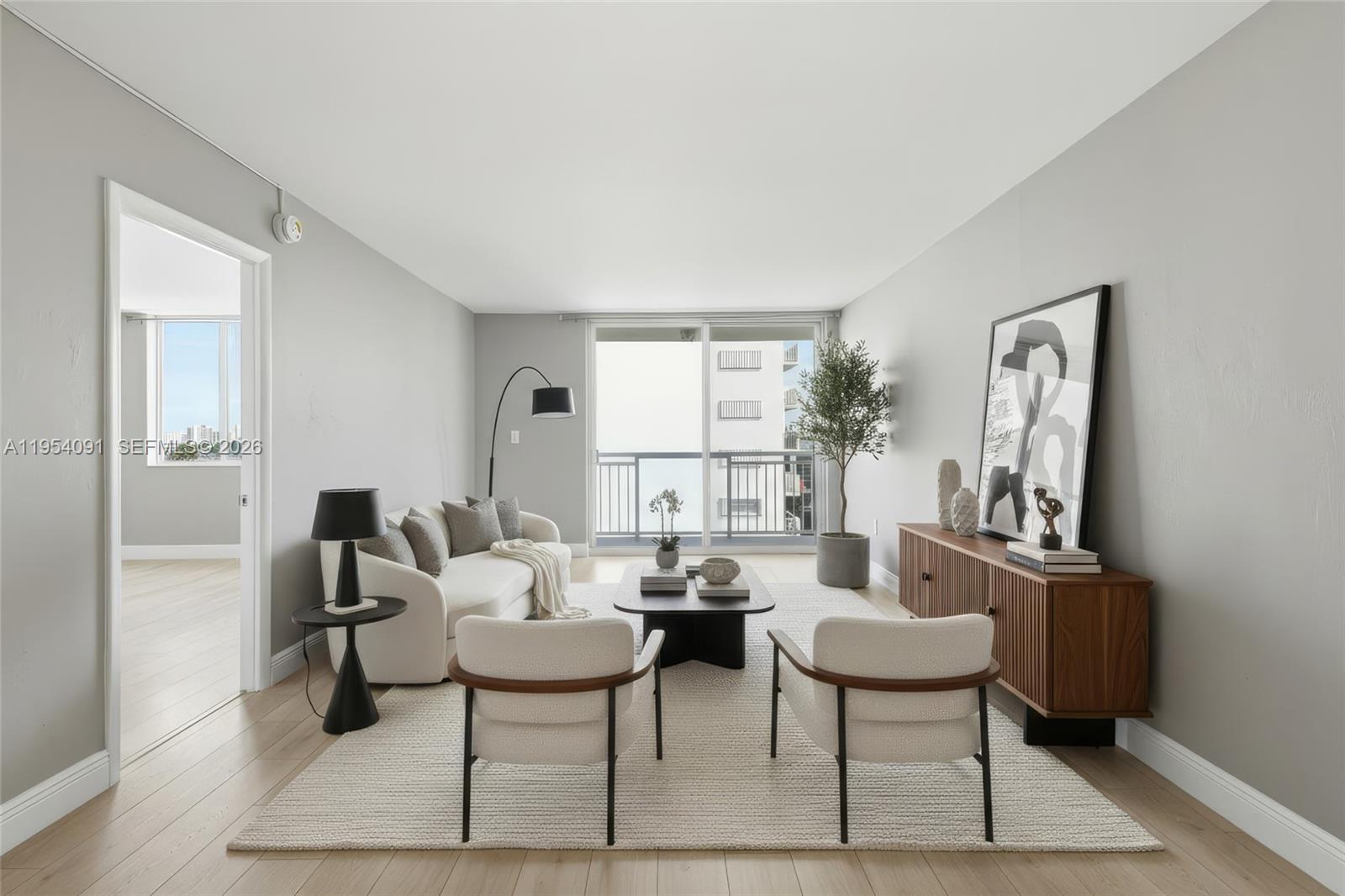 1345 Lincoln Rd #1006