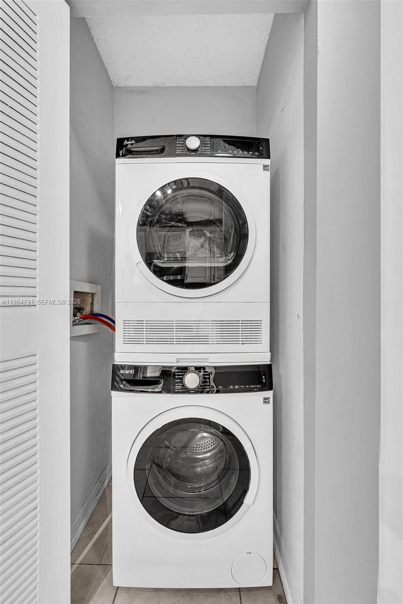 5200 NW 31st Ave #175 Fort Lauderdale, FL 33309