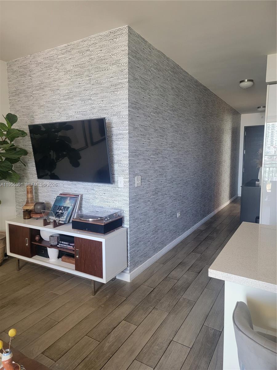 image Nine at Mary Brickell Village21