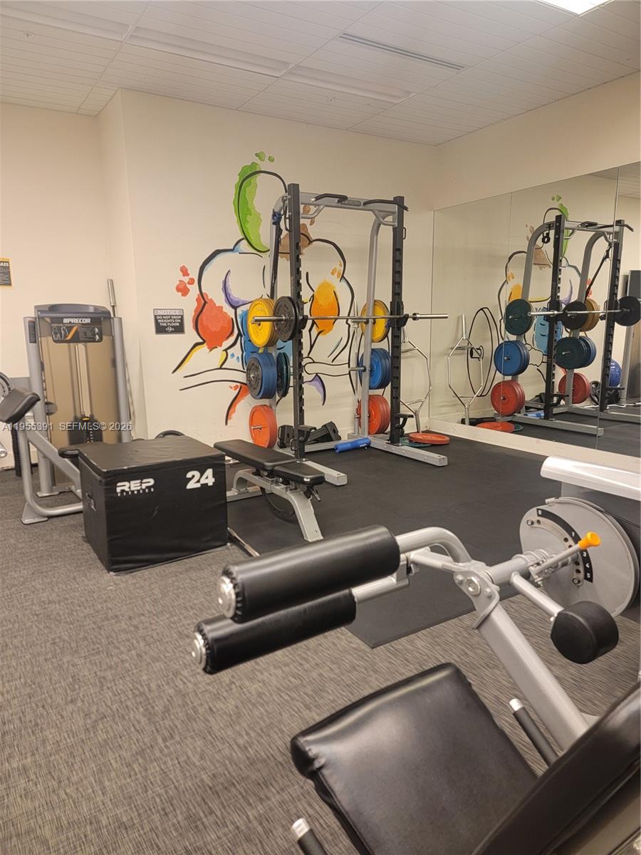 image Nine at Mary Brickell Village24