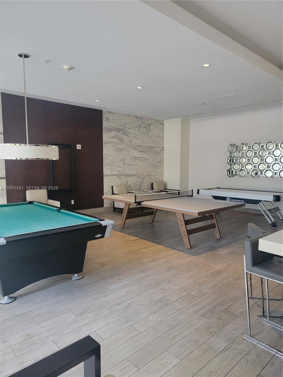 image Nine at Mary Brickell Village27