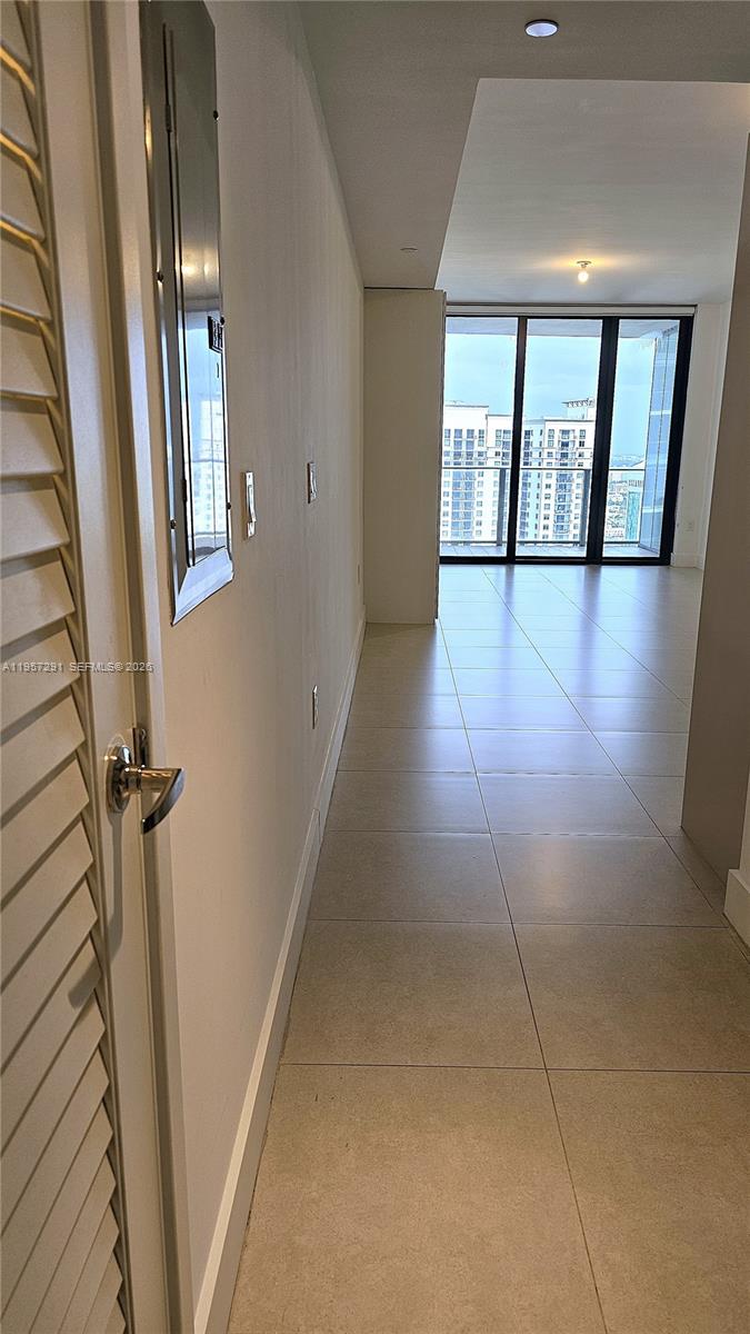 image 1010 Brickell34
