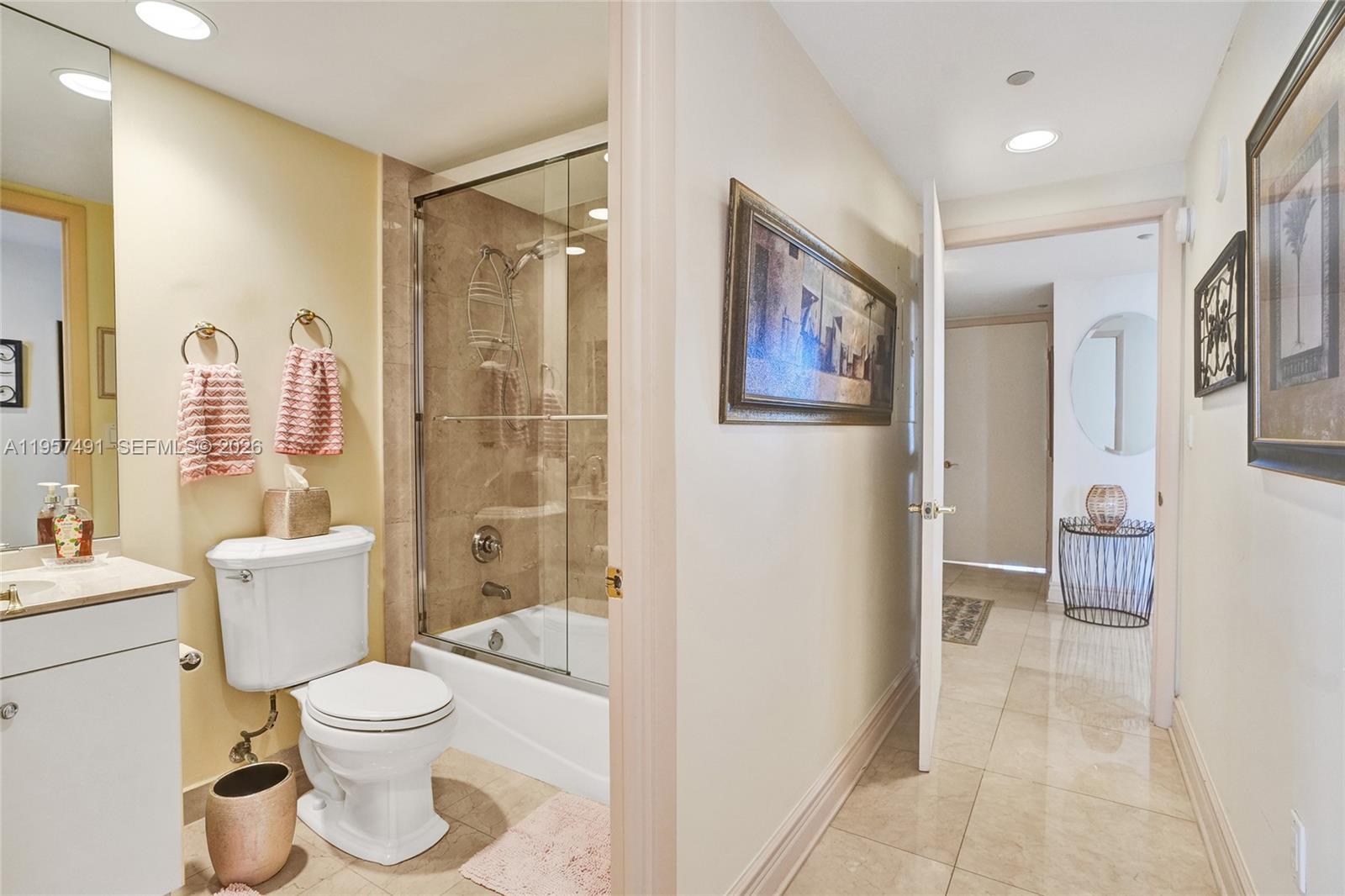 image Ocean One Condo52