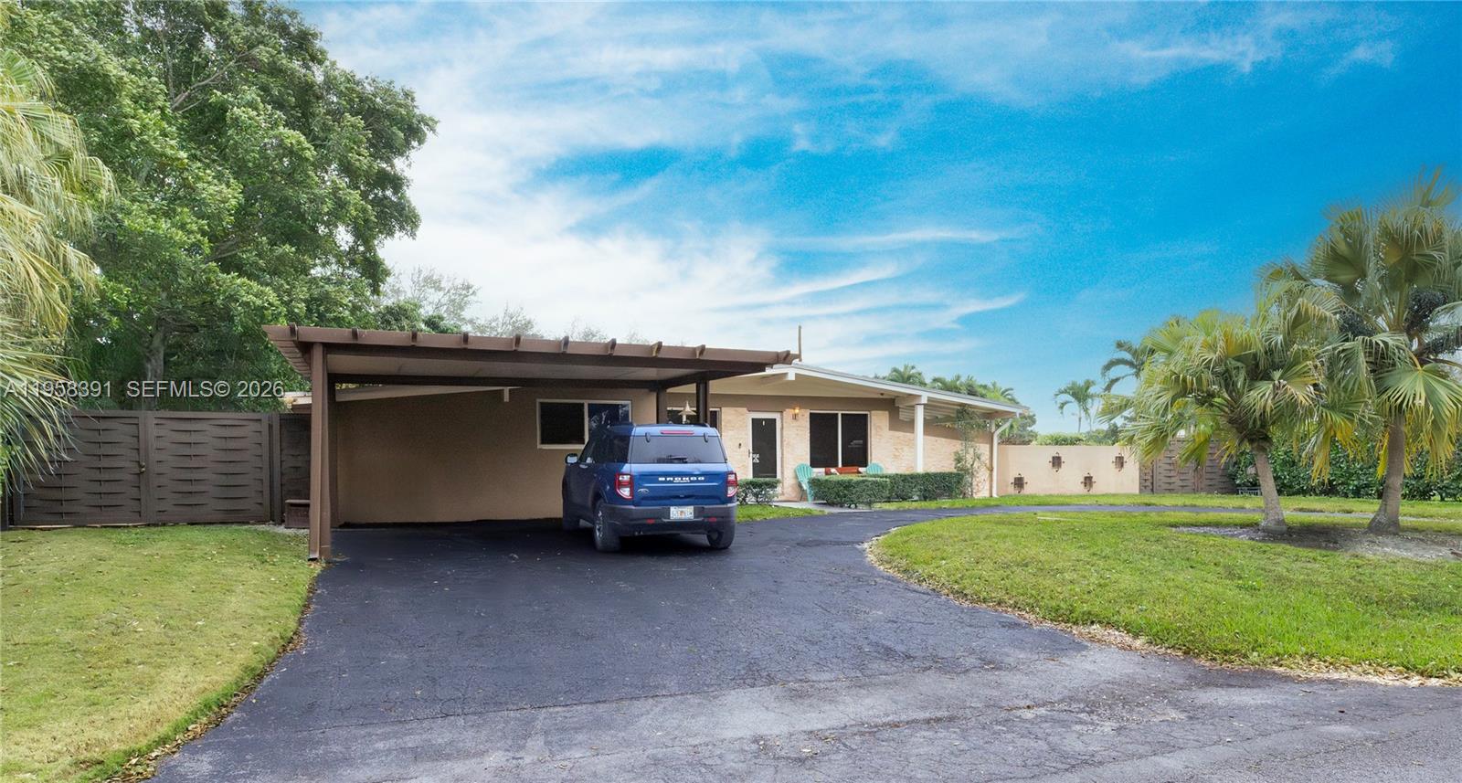 12415 SW 93rd Ct Miami, FL 33176