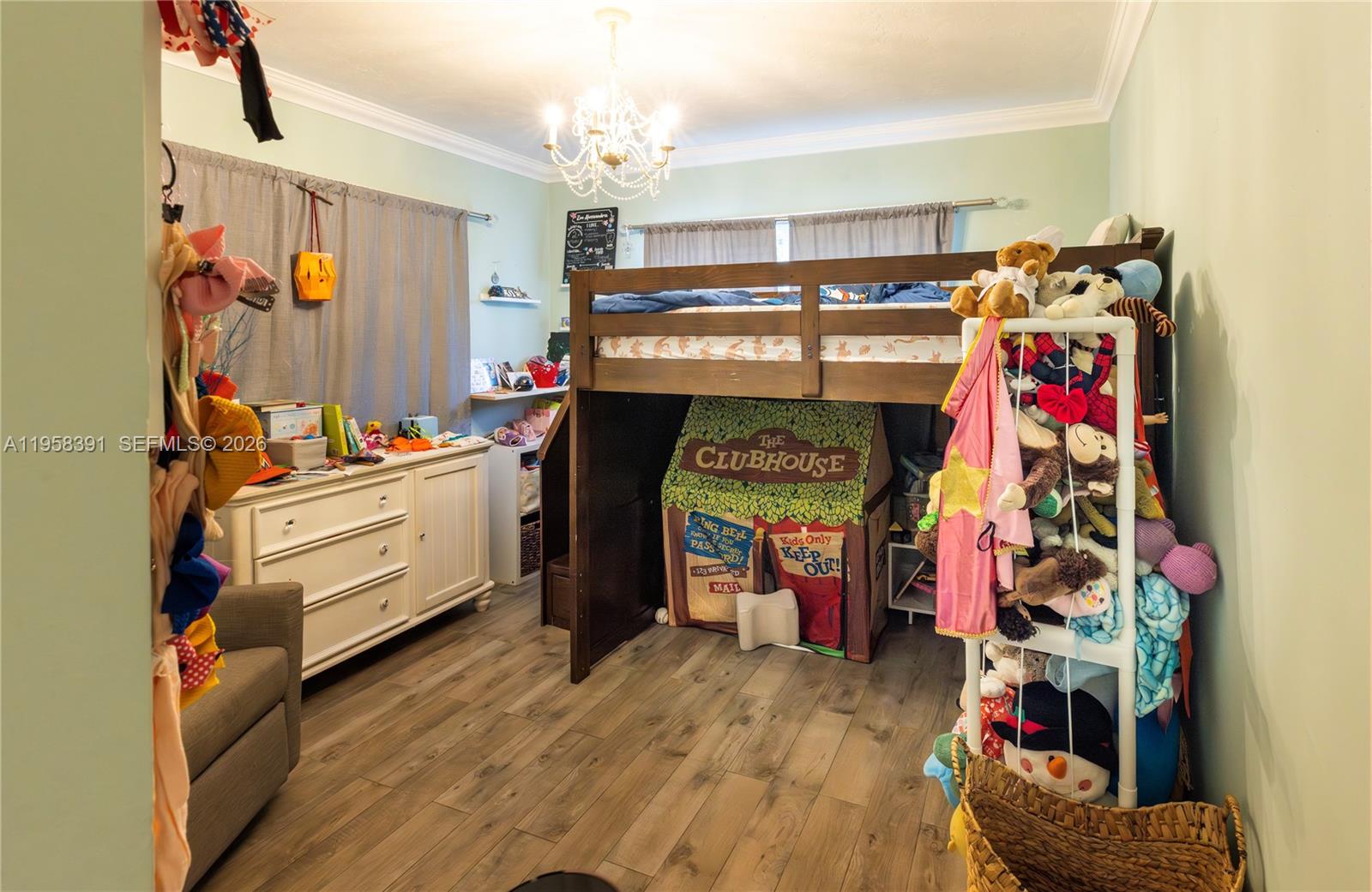 12415 SW 93rd Ct Miami, FL 33176