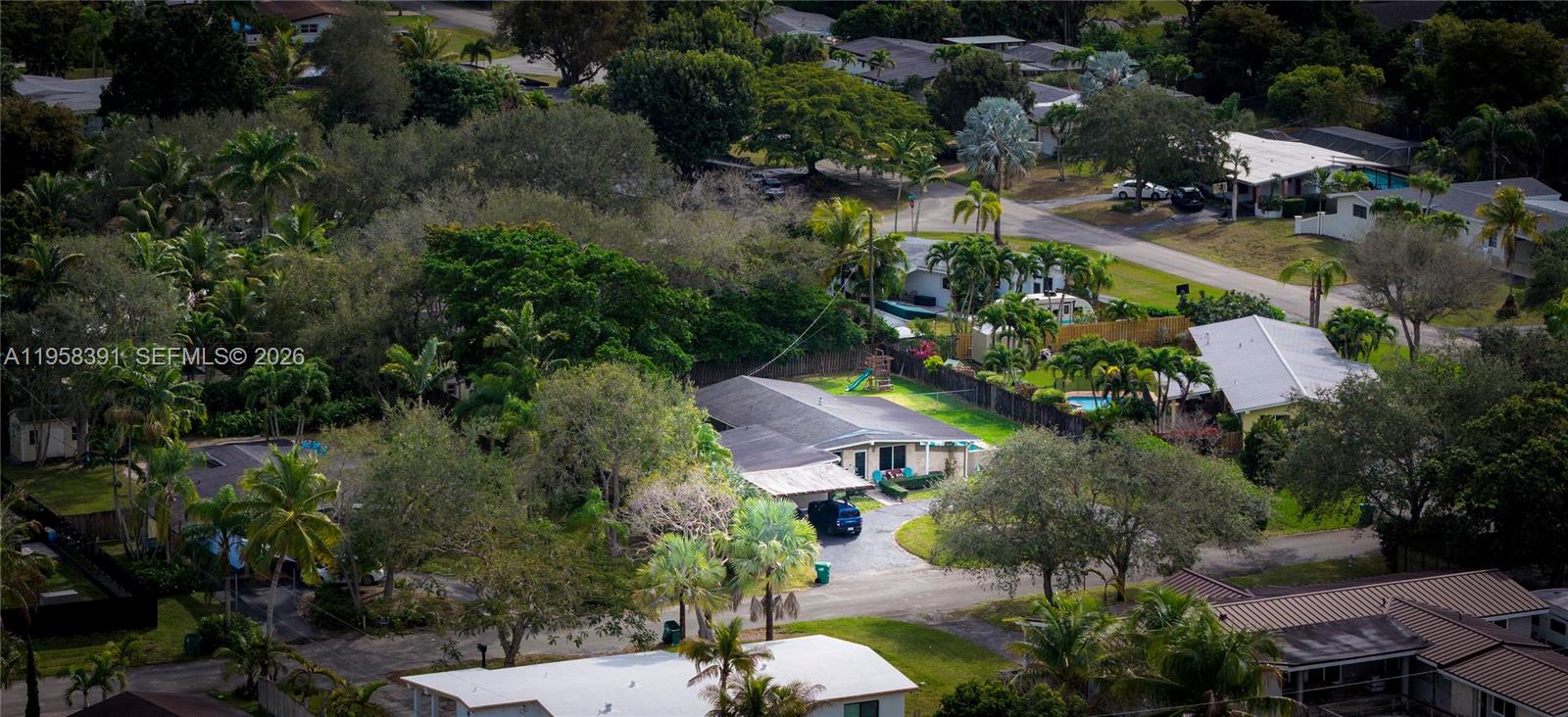 12415 SW 93rd Ct Miami, FL 33176