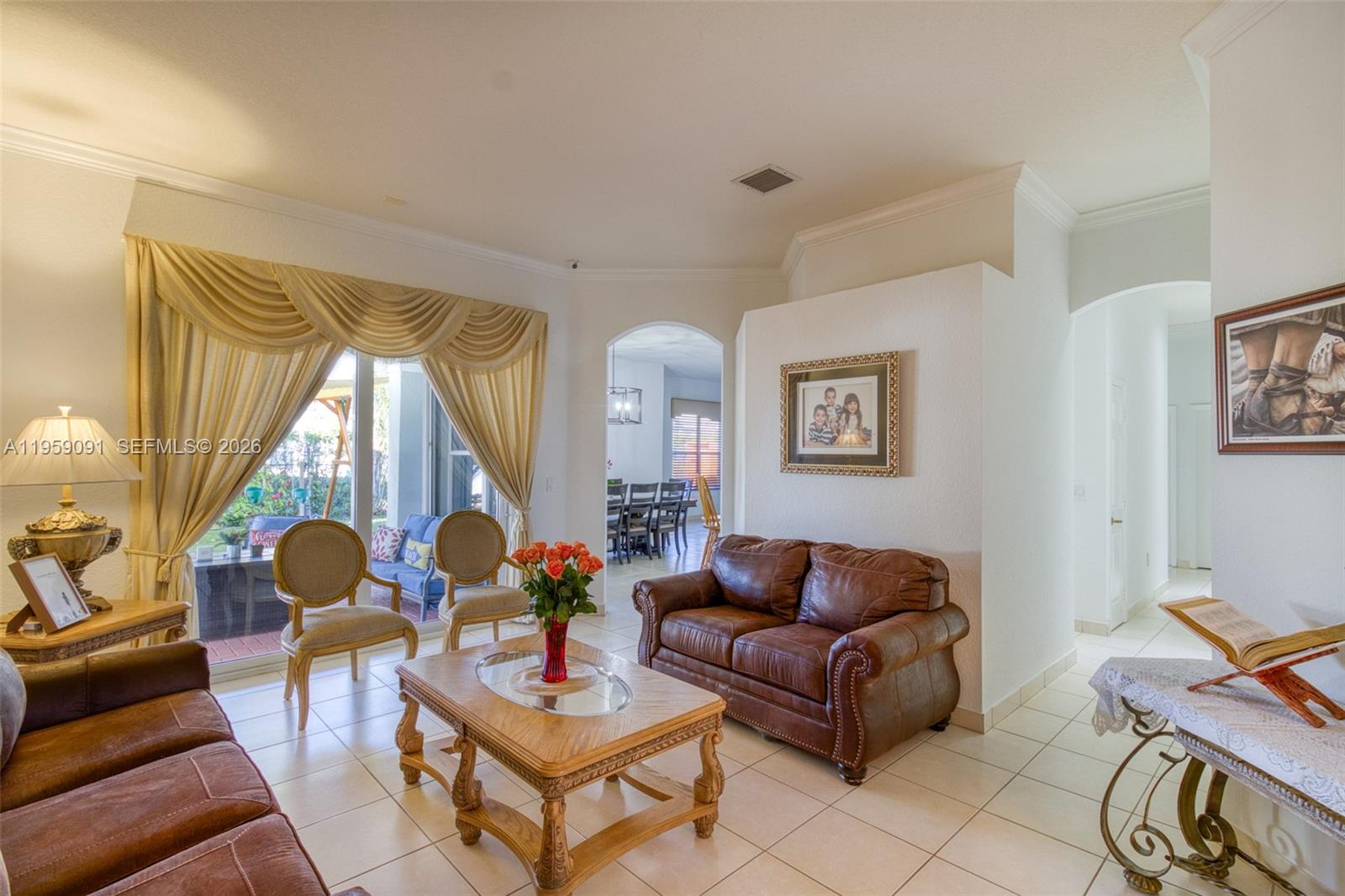 15959 SW 6th St Pembroke Pines, FL 33027