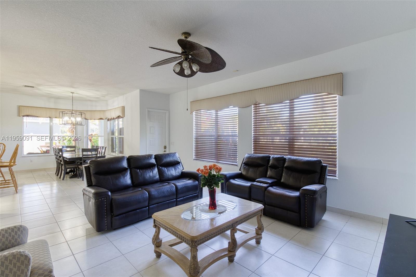 15959 SW 6th St Pembroke Pines, FL 33027