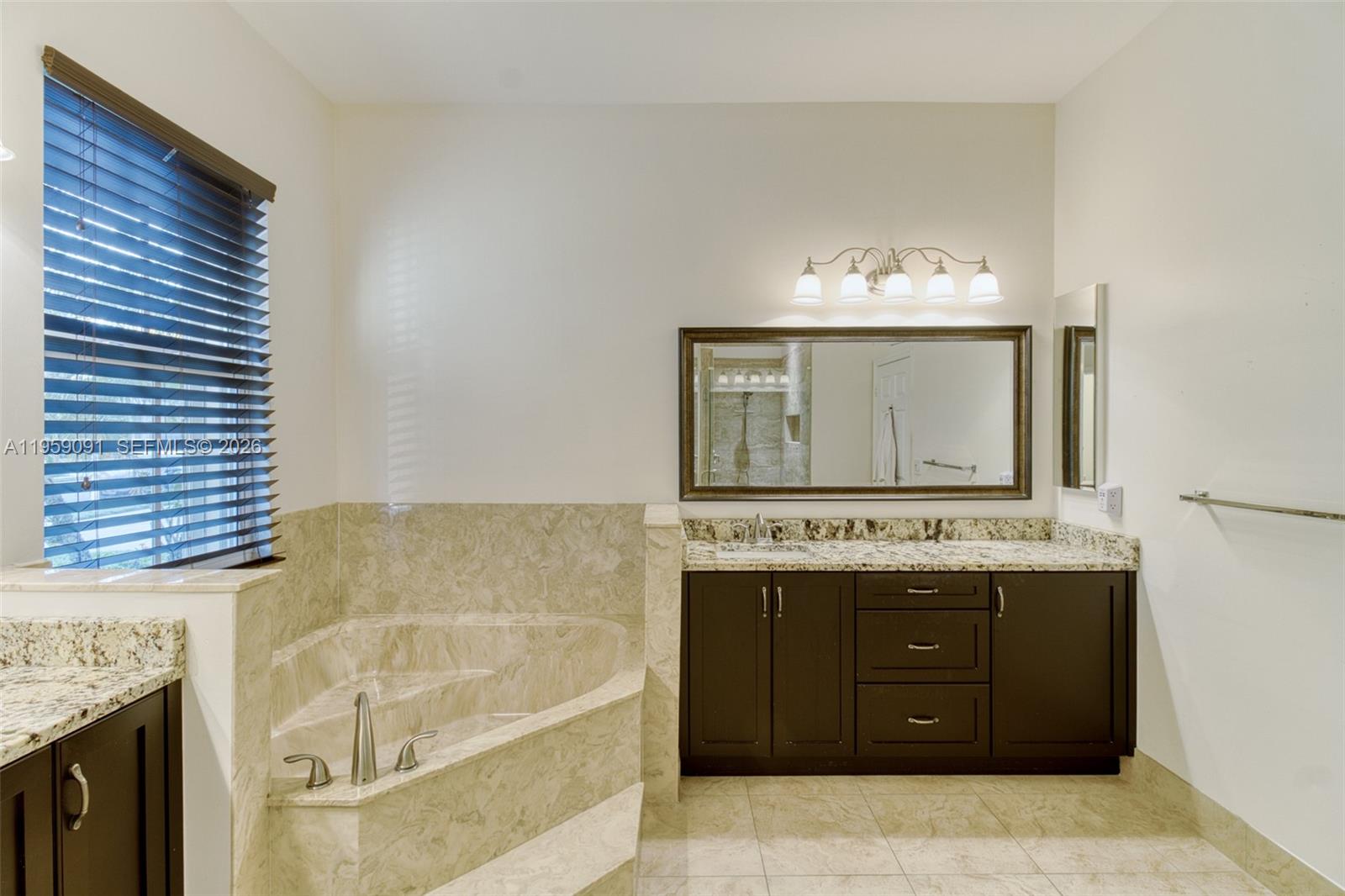 15959 SW 6th St Pembroke Pines, FL 33027