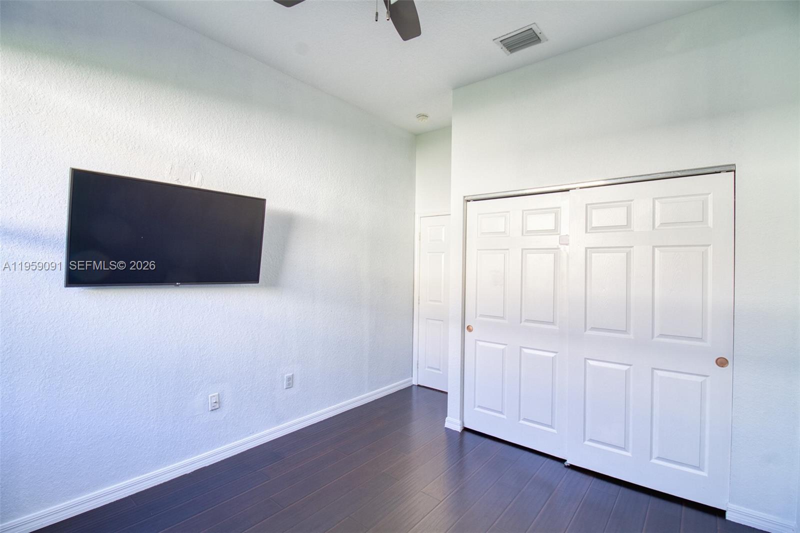 15959 SW 6th St Pembroke Pines, FL 33027