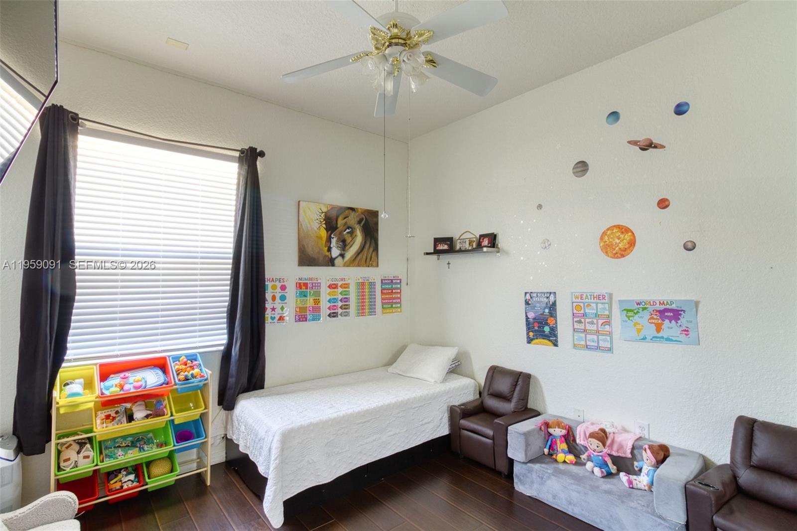 15959 SW 6th St Pembroke Pines, FL 33027