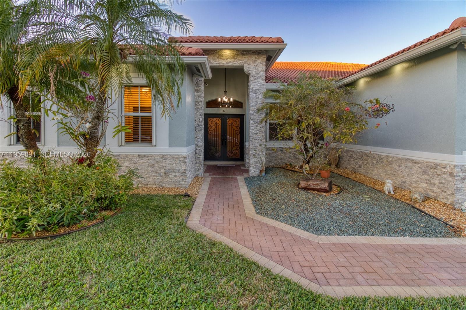 15959 SW 6th St Pembroke Pines, FL 33027